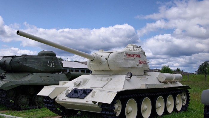 Танк т-34-85