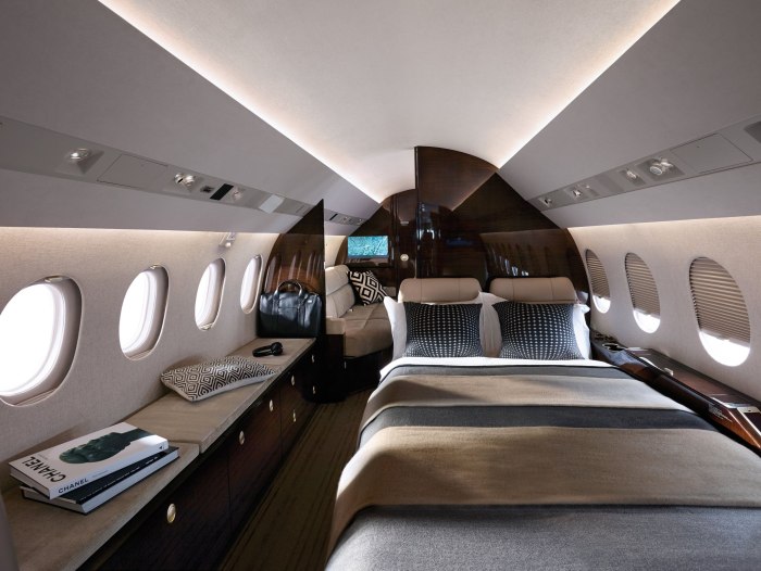 Dassault Falcon 900 салон