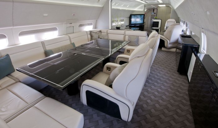 VIP самолет Boeing Business Jet(BBJ)