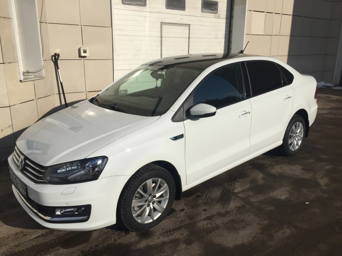 Volkswagen Polo 2018 черный