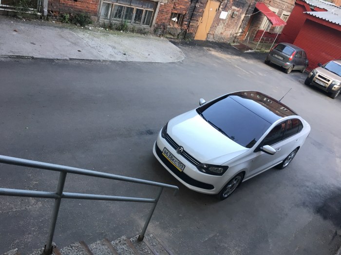 Polo sedan с черной крышей