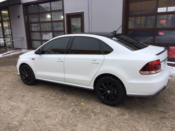 Volkswagen Polo sedan тонировка