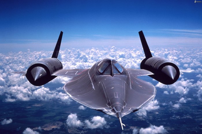 Lockheed SR-71 Blackbird самолет