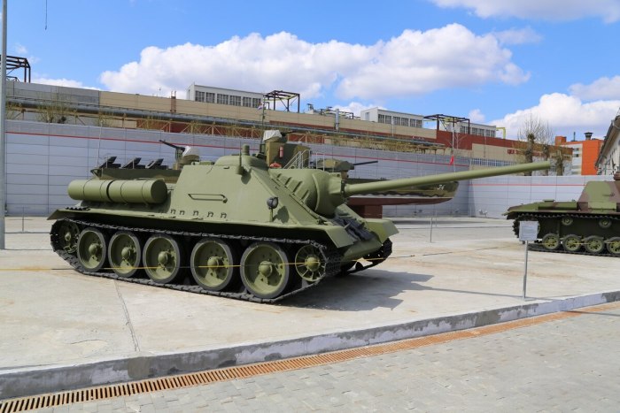 САУ Су-85