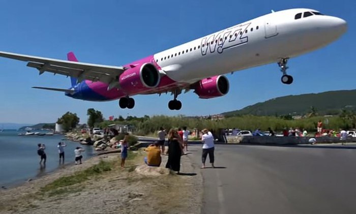 Остров Скиатос аэропорт