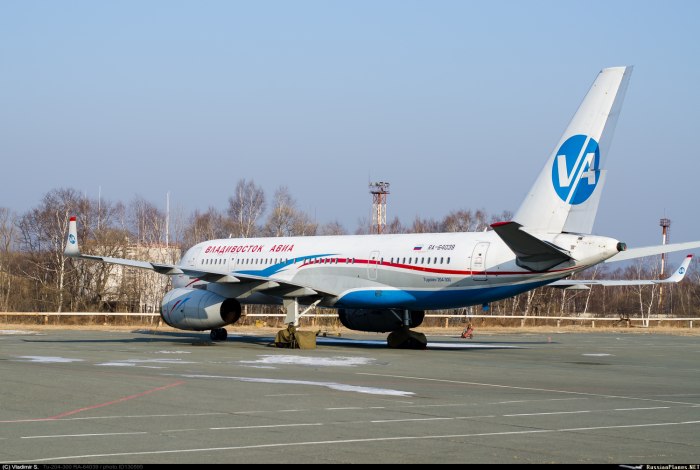 Ту 204 ra 64039