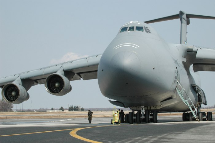 C5 Galaxy самолет