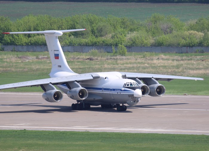Ту-76 самолет