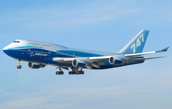 Боинг 747