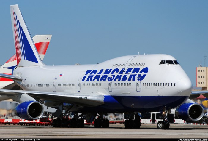 Трансаэро 747-8