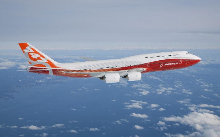 Самолет боинг 747