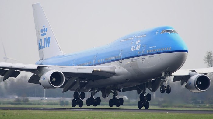 Боинг 747