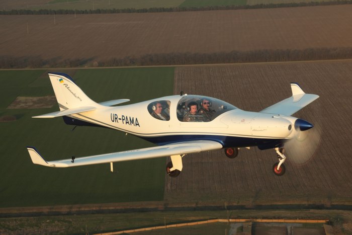 Alpi Pioneer 300