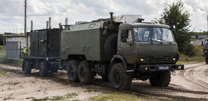 Станция помех р-330