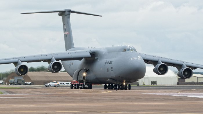 C5 Galaxy самолет