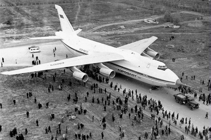 АН-124 1982