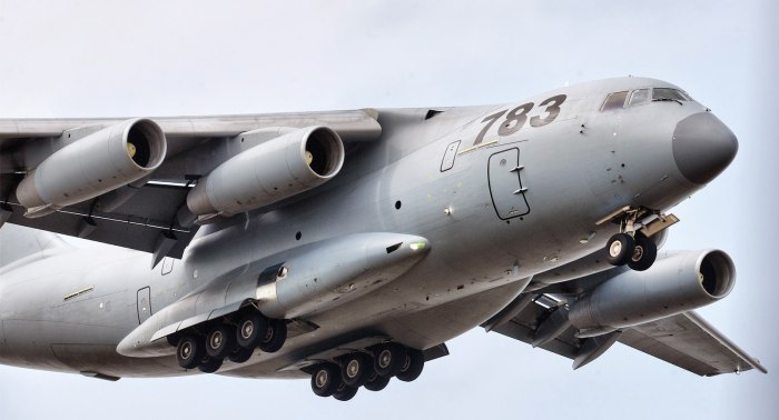 Военно-транспортный самолет Xian y-20