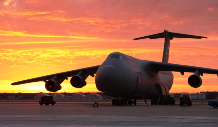 Самолет Lockheed c-5 Galaxy