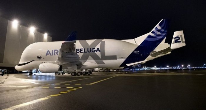 Airbus Beluga самолет