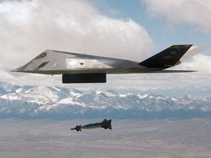Самолёт f 117 Nighthawk