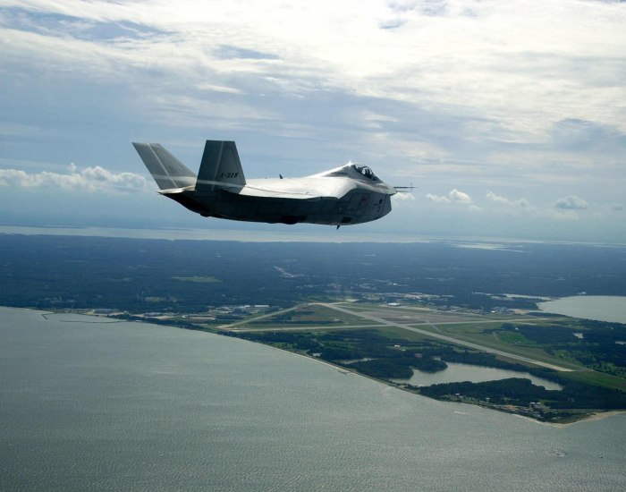 Истребитель x-32