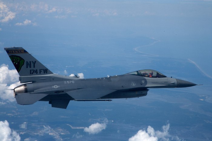 F 16 ВВС Японии