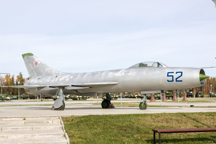 Самолет Су 9 перехватчик