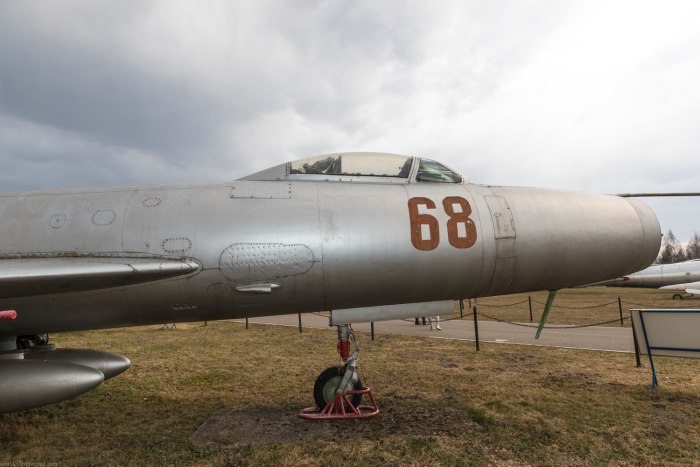Самолет Су 9 перехватчик