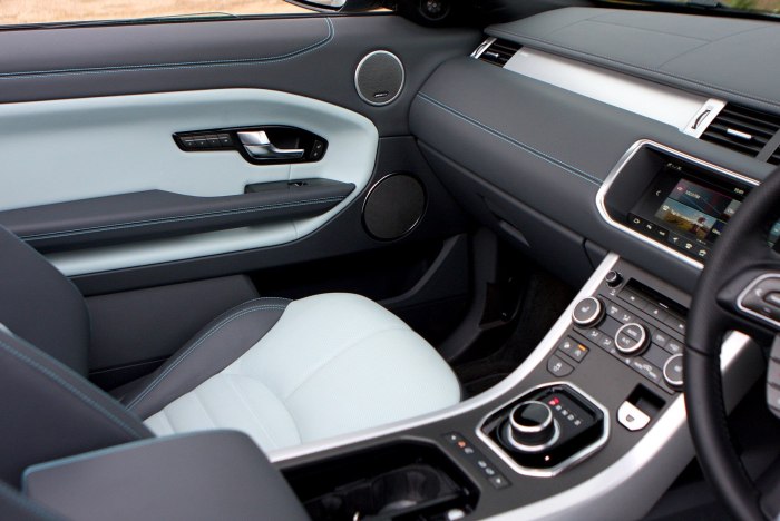 Land Rover Evoque 2020 салон