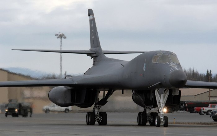 Rockwell b-1 Lancer