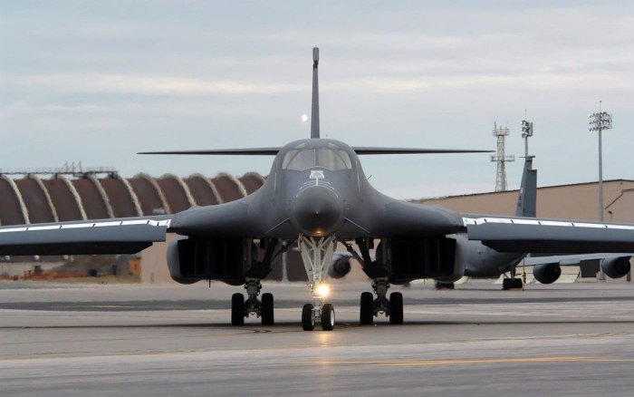 B1 Lancer