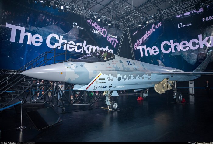 Су-75 Checkmate