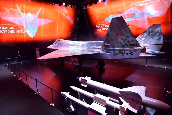 Су 75 самолет Макс 2021