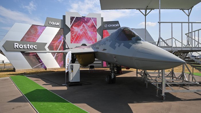 Су 75 самолет Макс 2021