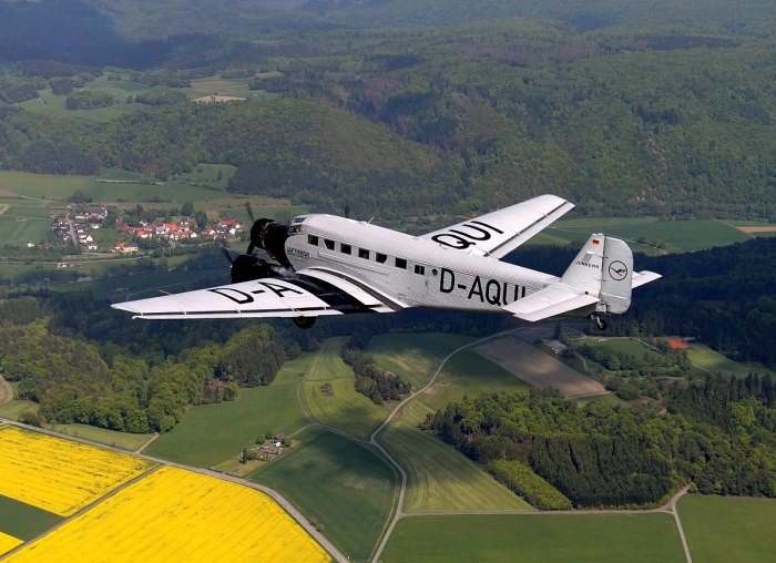 Ju 52