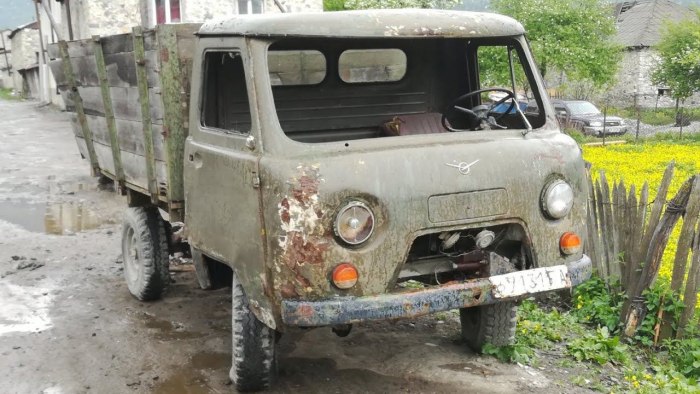 УАЗ головастик 3303