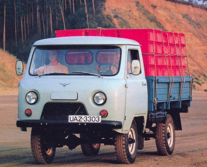 УАЗ 3303 452д