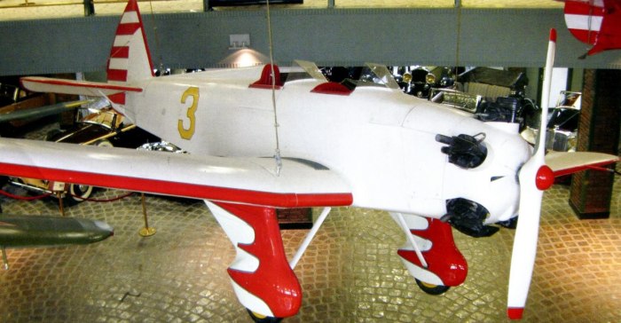 "Яковлев УТ-2