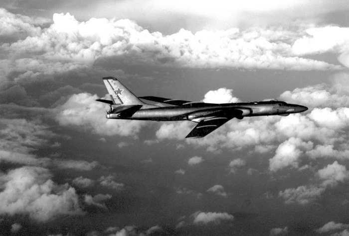 Туполев ту-16