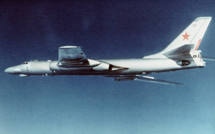 Ту-16 реактивный самолёт