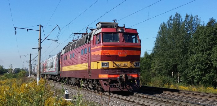 Поезд 281 Череповец Адлер