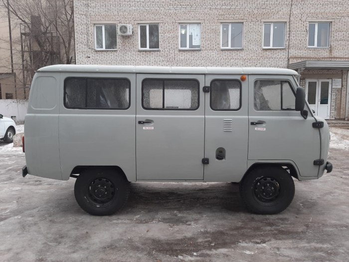 Микроавтобус УАЗ 220695-04