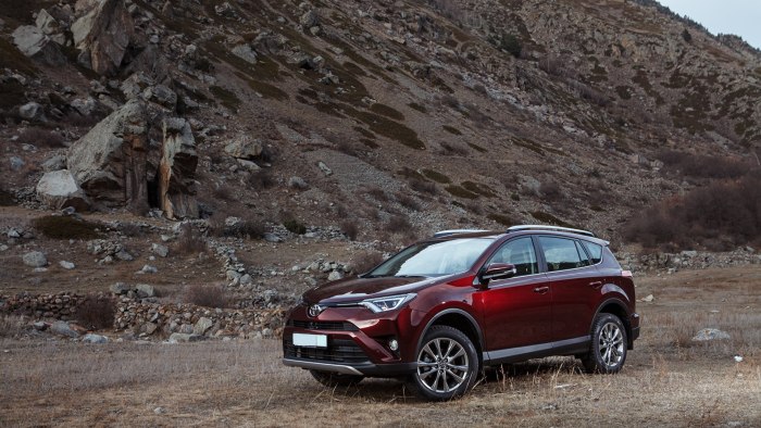 Toyota rav4 красный