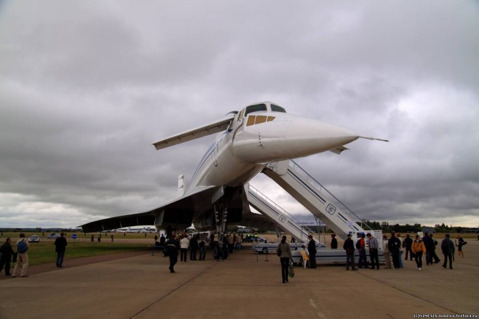 Ту-344 сверхзвуковой пассажирский самолет