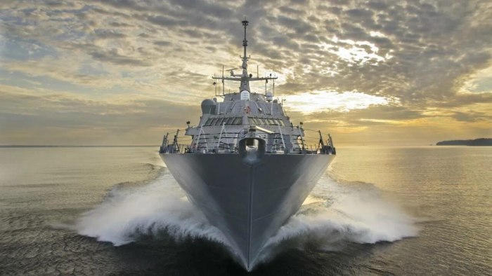 Военный корабль «HSV 2 Swift»