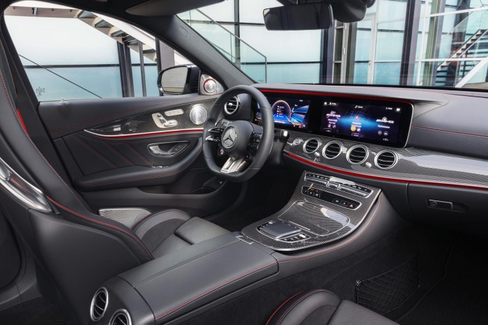 Mercedes Benz e class 2021