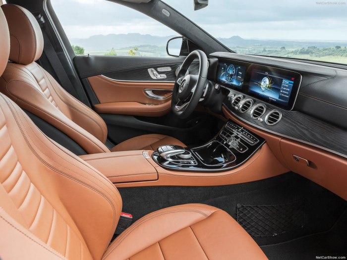 Mercedes Benz e class салон 2017