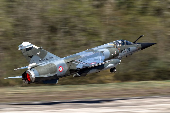 Дассо Мираж f-1