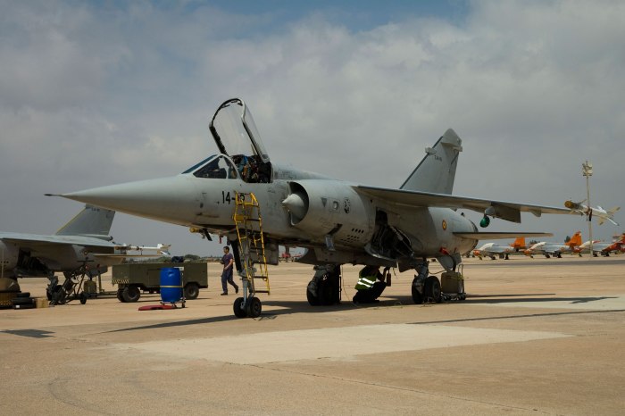 Mirage f1