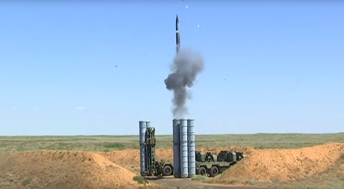 С-400 зенитный ракетный комплекс пуск